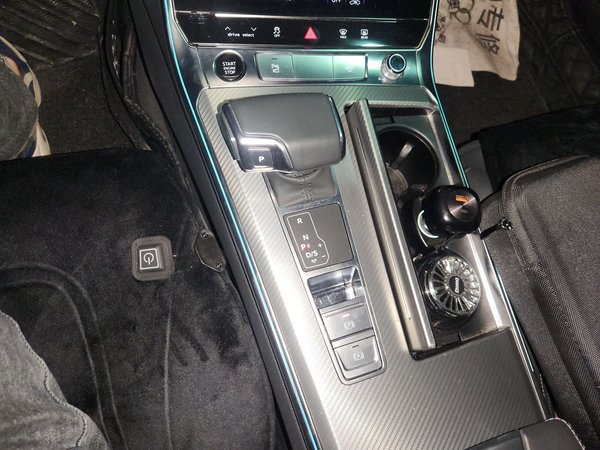 Audi A6L 2023, 20099 км, за 44265 USD - фото 19