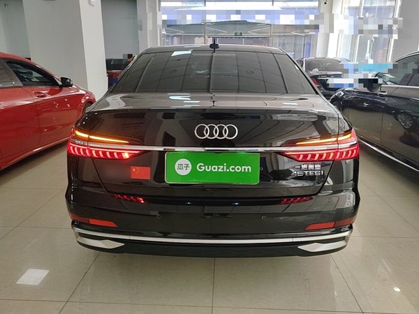 Audi A6L 2023, 49300 км, за 38796 USD