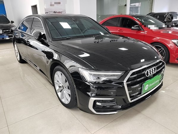 Audi A6L 2023, 49300 км, за 38796 USD