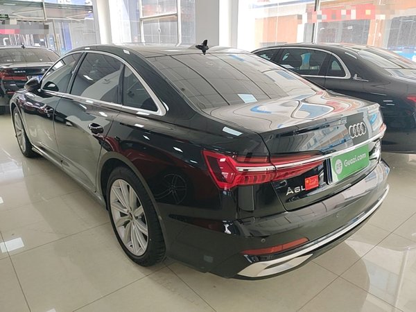 Audi A6L 2023, 49300 км, за 38796 USD