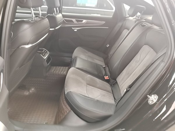 Audi A6L 2023, 49300 км, за 38796 USD - фото 20