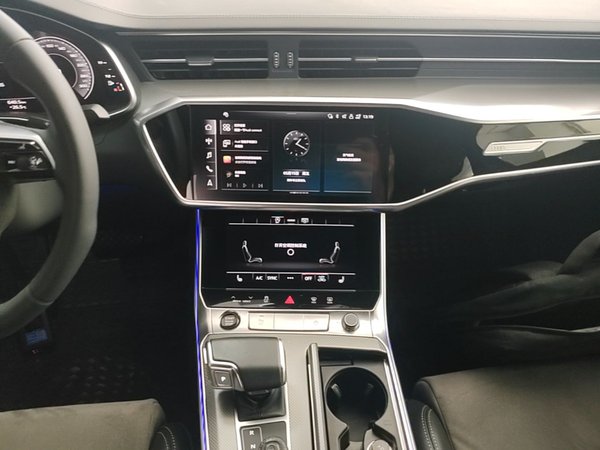 Audi A6L 2023, 49300 км, за 38796 USD - фото 16