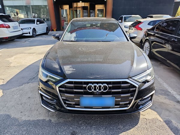 Audi A6L 2023, 69400 км, за 37932 USD
