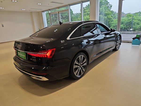 Audi A6L 2023, 70100 км, за 35640 USD - фото 6