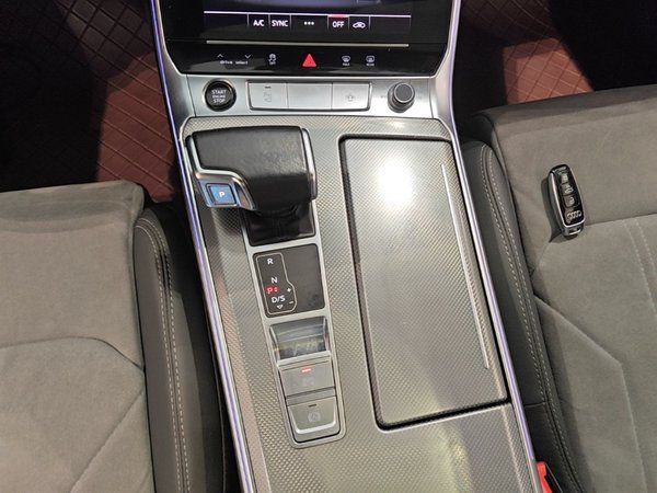 Audi A6L 2023, 70100 км, за 35640 USD - фото 17