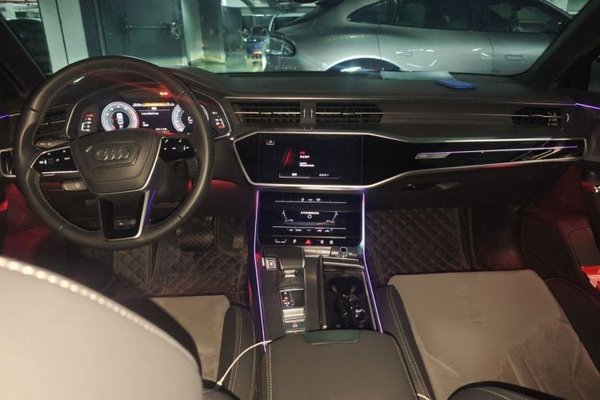 Audi A6L 2024, 26600 км, за 35439 USD - фото 10