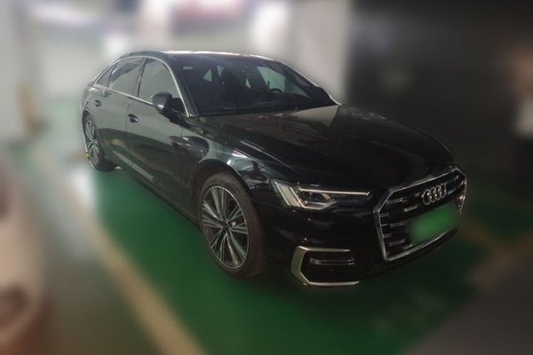 Audi A6L 2024, 26600 км, за 35439 USD