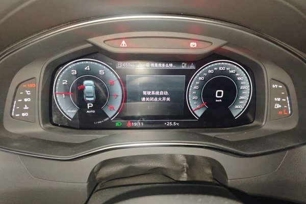 Audi A6L 2024, 26600 км, за 35439 USD - фото 12
