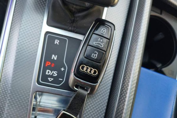 Audi A6L 2024, 29200 км, за 9999999 USD - фото 9