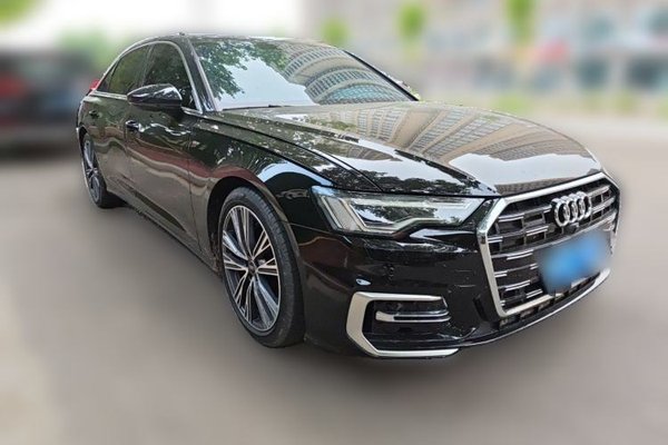 Audi A6L 2024, 35800 км, за 38279 USD