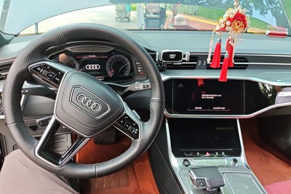 Audi A6L 2024, 35800 км, за 38279 USD - фото 10