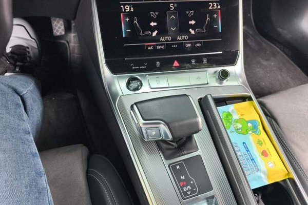 Audi A6L 2024, 38300 км, за 37680 USD - фото 15