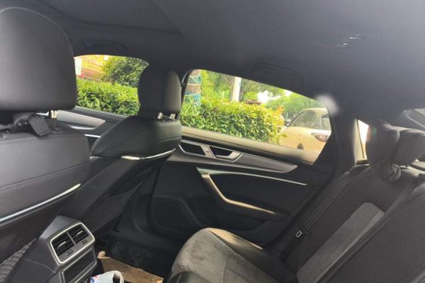 Audi A6L 2024, 38300 км, за 37680 USD - фото 19