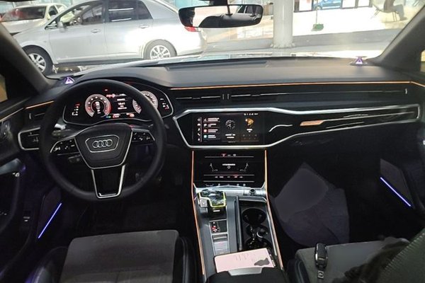 Audi A6L 2024, 38700 км, за 40228 USD - фото 13