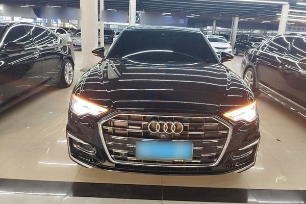Audi A6L 2024, 38700 км, за 40228 USD