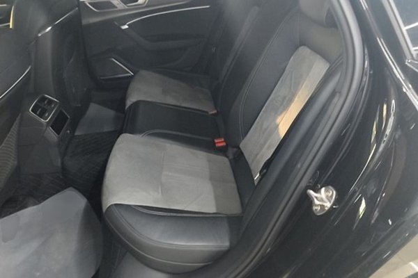 Audi A6L 2024, 38700 км, за 40228 USD - фото 20