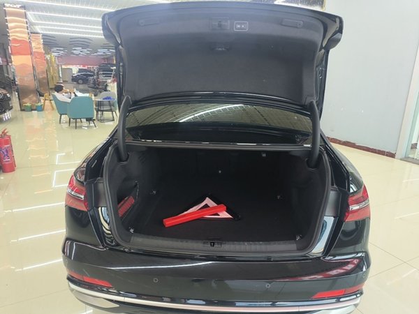 Audi A6L 2024, 63099 км, за 41621 USD - фото 22