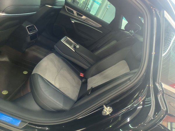 Audi A6L 2024, 63099 км, за 41621 USD - фото 20