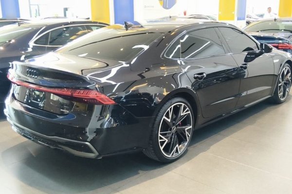 Audi A7L 2024, 11399 км, за 53668 USD - фото 6
