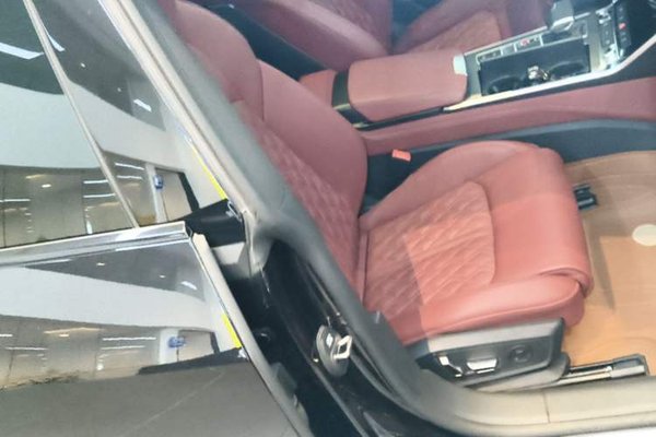 Audi A7L 2024, 11399 км, за 53668 USD - фото 23