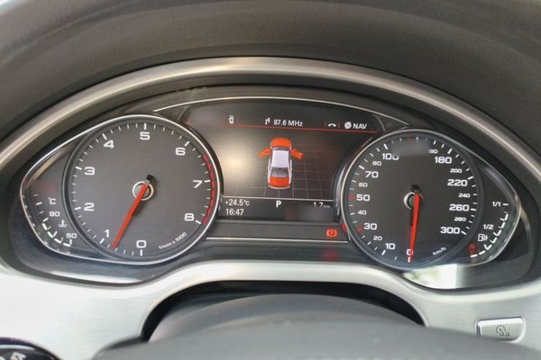 Audi A8 2016, 67700 км, за 41858 USD - фото 12