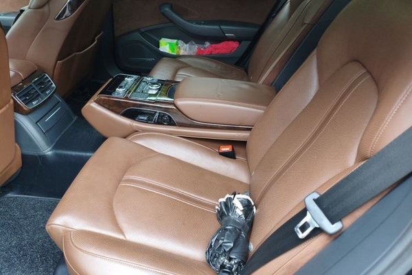 Audi A8 2016, 67700 км, за 41858 USD - фото 20