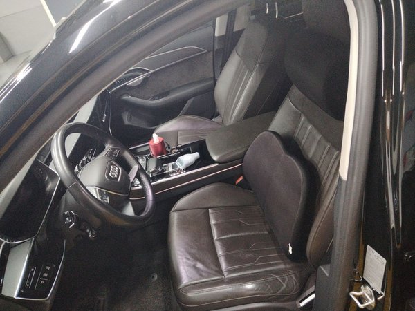 Audi A8 2018, 171900 км, за 34702 USD - фото 16
