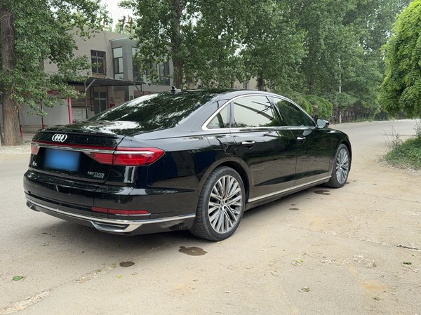 Audi A8 2018, 189500 км, за 42873 USD - фото 6