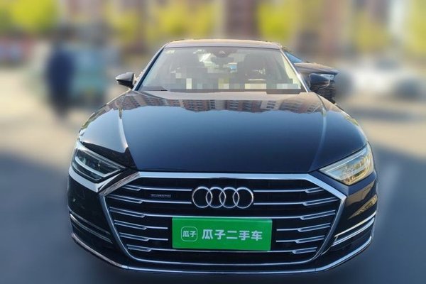 Audi A8 2018, 61000 км, за 47635 USD
