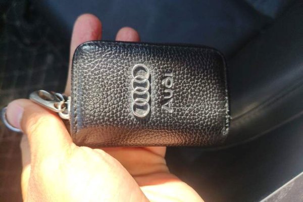 Audi A8 2018, 61000 км, за 47635 USD