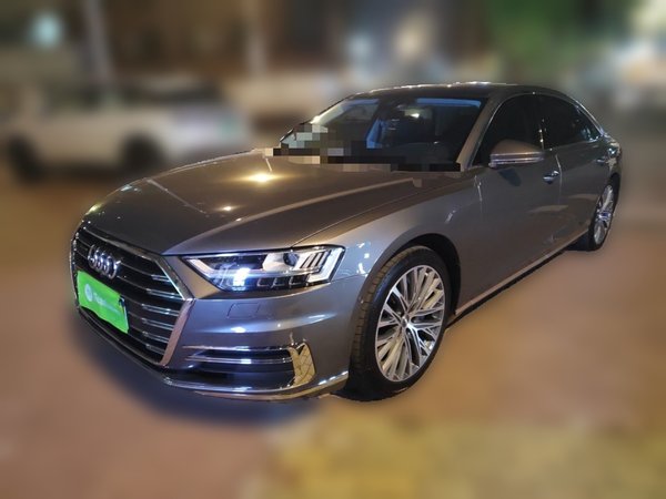 Audi A8 · 2018 год