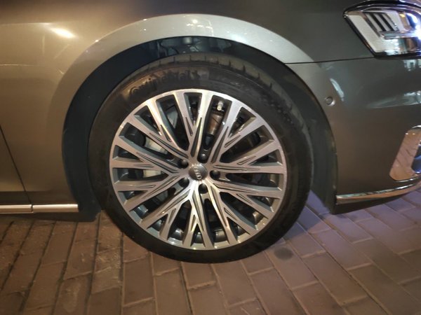 Audi A8 2018, 87600 км, за 46876 USD - фото 8