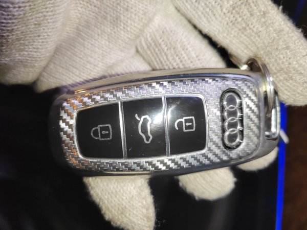 Audi A8 2018, 87600 км, за 46876 USD - фото 9