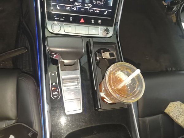 Audi A8 2019, 132600 км, за 40769 USD - фото 17