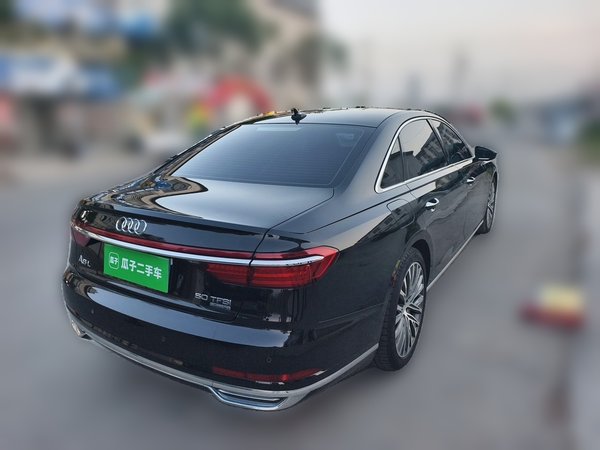 Audi A8 2019, 168900 км, за 40794 USD - фото 6