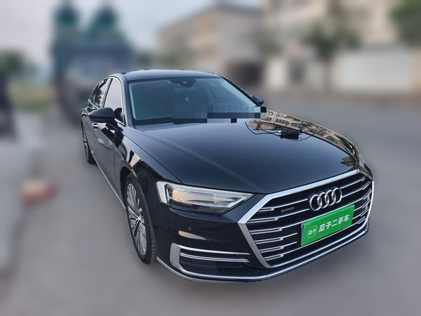 Audi A8 2019, 168900 км, за 40794 USD
