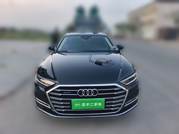Audi A8 2019, 168900 км, за 40794 USD