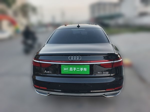 Audi A8 2019, 168900 км, за 40794 USD