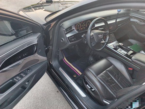 Audi A8 2019, 168900 км, за 40794 USD - фото 17