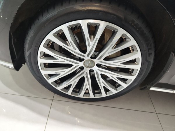Audi A8 2021, 100400 км, за 52836 USD - фото 8