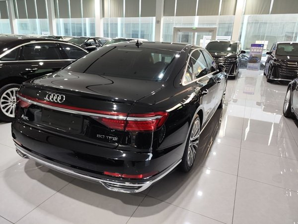 Audi A8 2021, 100400 км, за 52836 USD - фото 6