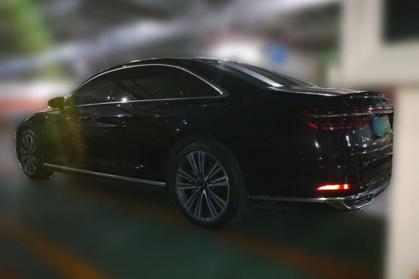 Audi A8 2021, 51300 км, за 83096 USD