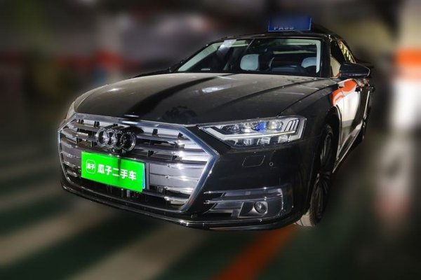 Audi A8 · 2021 год