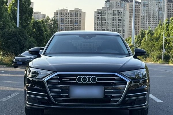 Audi A8 2021, 74700 км, за 50846 USD