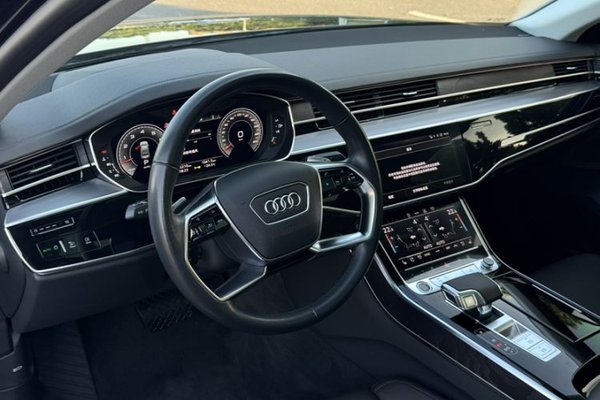 Audi A8 2021, 74700 км, за 50846 USD - фото 16