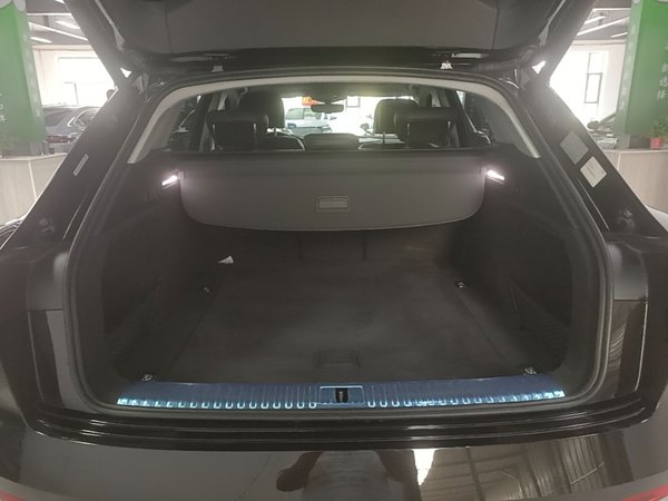 Audi e-tron 2021, 61000 км, за 23986 USD - фото 22