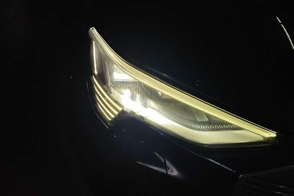 Audi e-tron 2021, 53000 км, за 22320 USD - фото 7