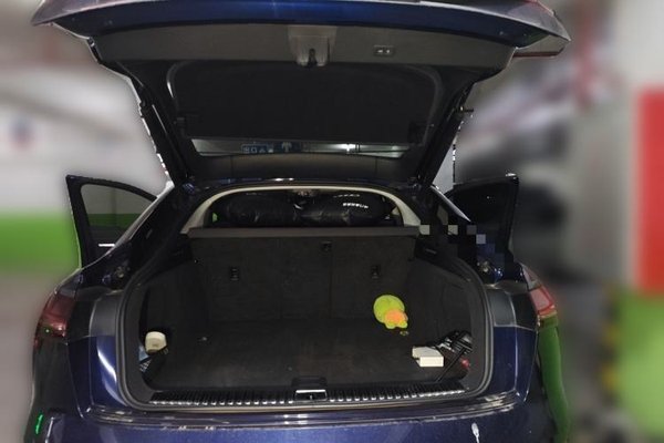 Audi e-tron 2021, 53000 км, за 22320 USD - фото 16