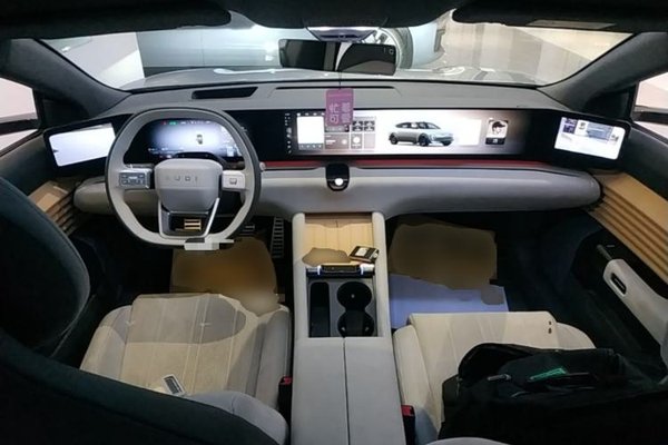 Audi E5 Sportback 2026, 4800 км, за 41742 USD - фото 12