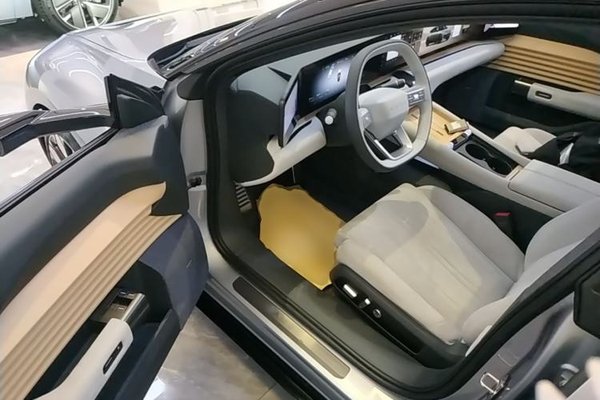 Audi E5 Sportback 2026, 4800 км, за 41742 USD - фото 18